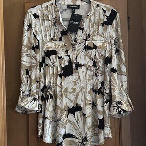 NWT Cocomo Black/White/Beige Floral Pleated Top M